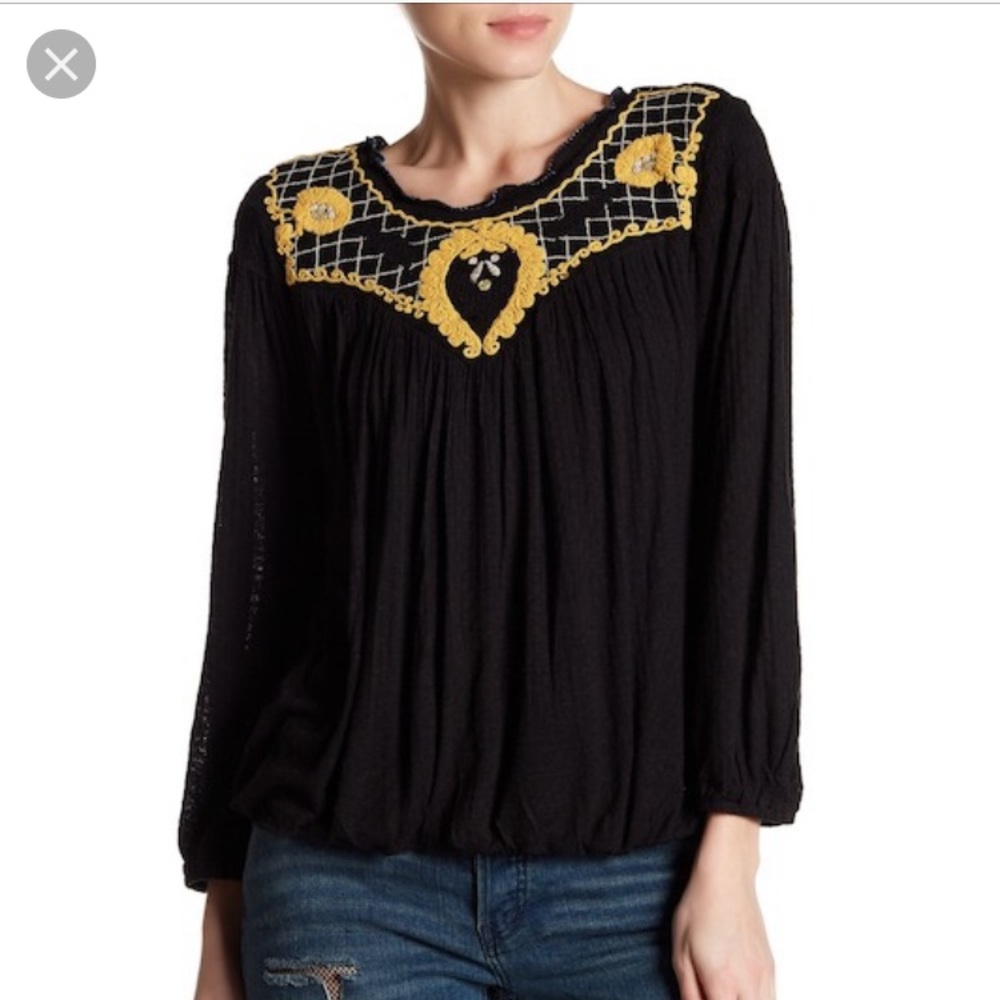 Free People | Begonia Embroidered Top size small